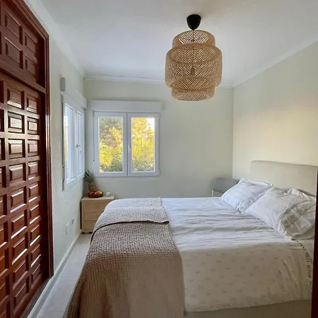 Villa With Private Pool *